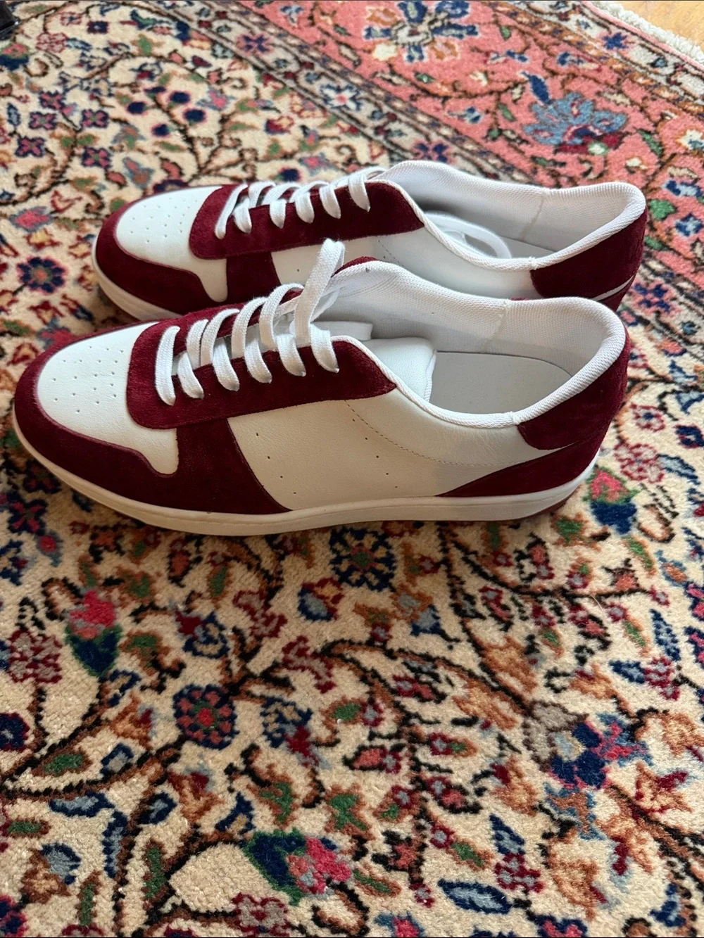 Paige Remy Sneaker in Burgundy/White Casual Lace-Up Sneakers NEW